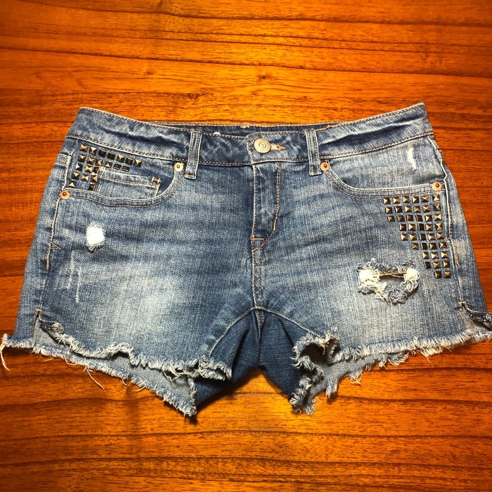 Aeropostale midi distressed bedazzled jean shorts